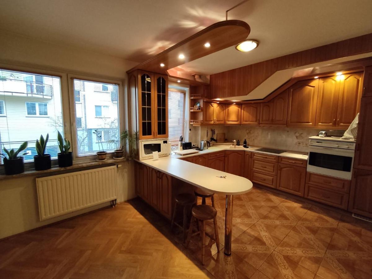Classic Apartament Metro Kabaty Warszawa Eksteriør bilde